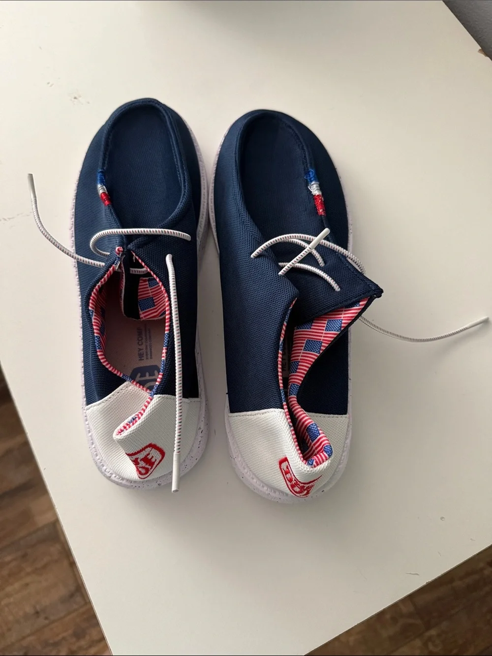 Hey Dudes American shoes men size 42